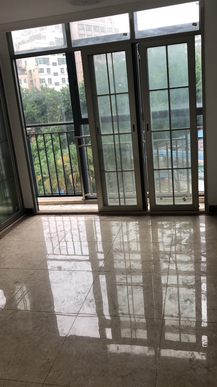 西鄉(xiāng)最便宜小產(chǎn)權(quán)房