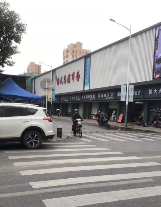 紅樹林花園前海灣真正海景房臨街商鋪：40平