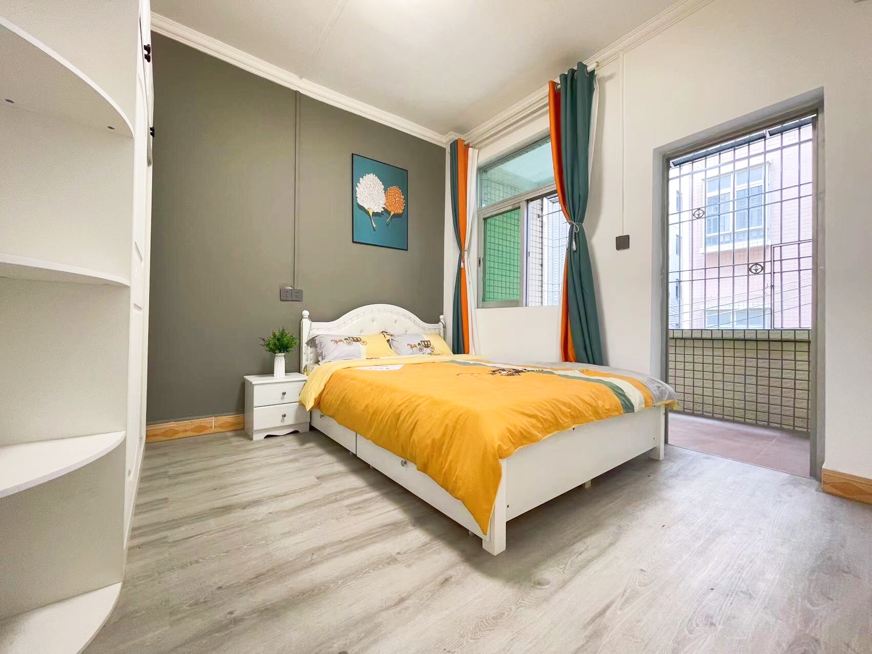 潛龍?jiān)?>
                                        </a>
                                    </div>
                                                                        <div   id=