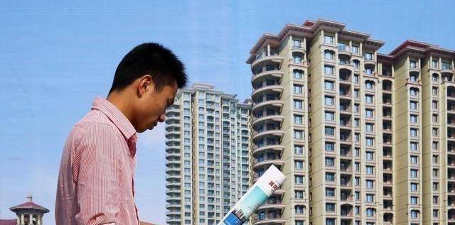 我們先要了解這個(gè)回遷房是否具有房產(chǎn)證