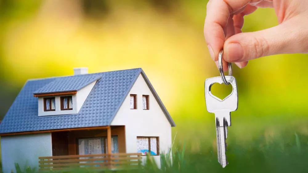 所以要請(qǐng)專業(yè)房產(chǎn)中介替自己打理購(gòu)房事宜