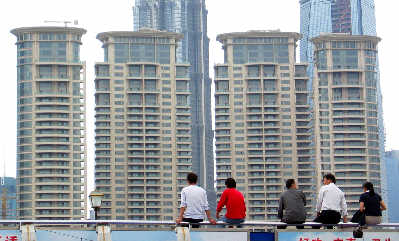 你必須明確小產(chǎn)權房在法律上是沒有保障的