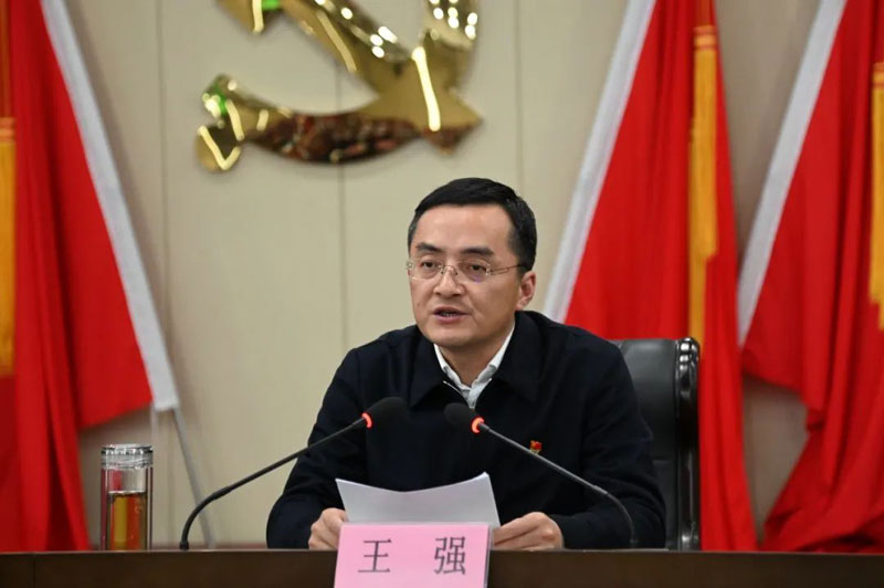 七里塘街道淮合社居委王書(shū)記告訴記者