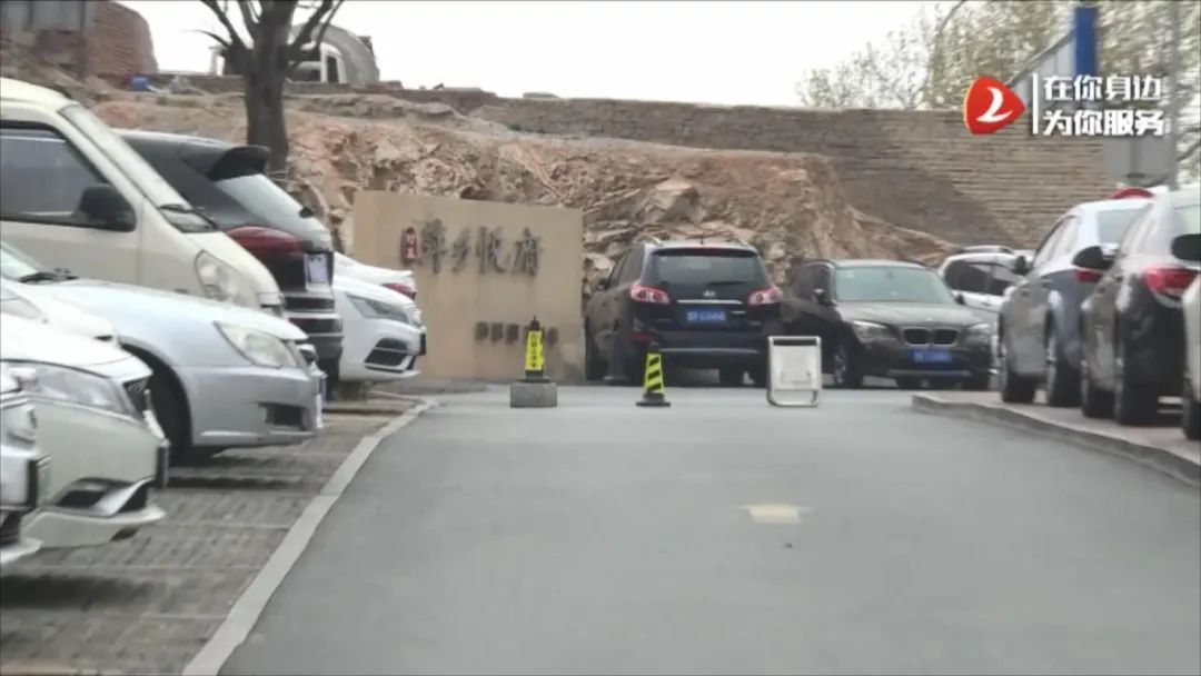 相關(guān)企業(yè)應(yīng)該交補(bǔ)償熱費才能給小區(qū)供熱