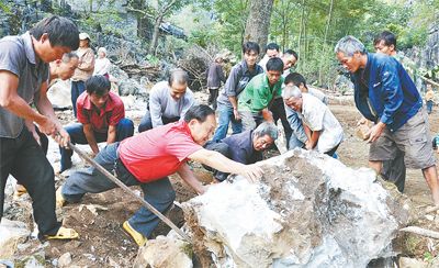 我們以真實的中國城鄉(xiāng)生活圖景回應主題